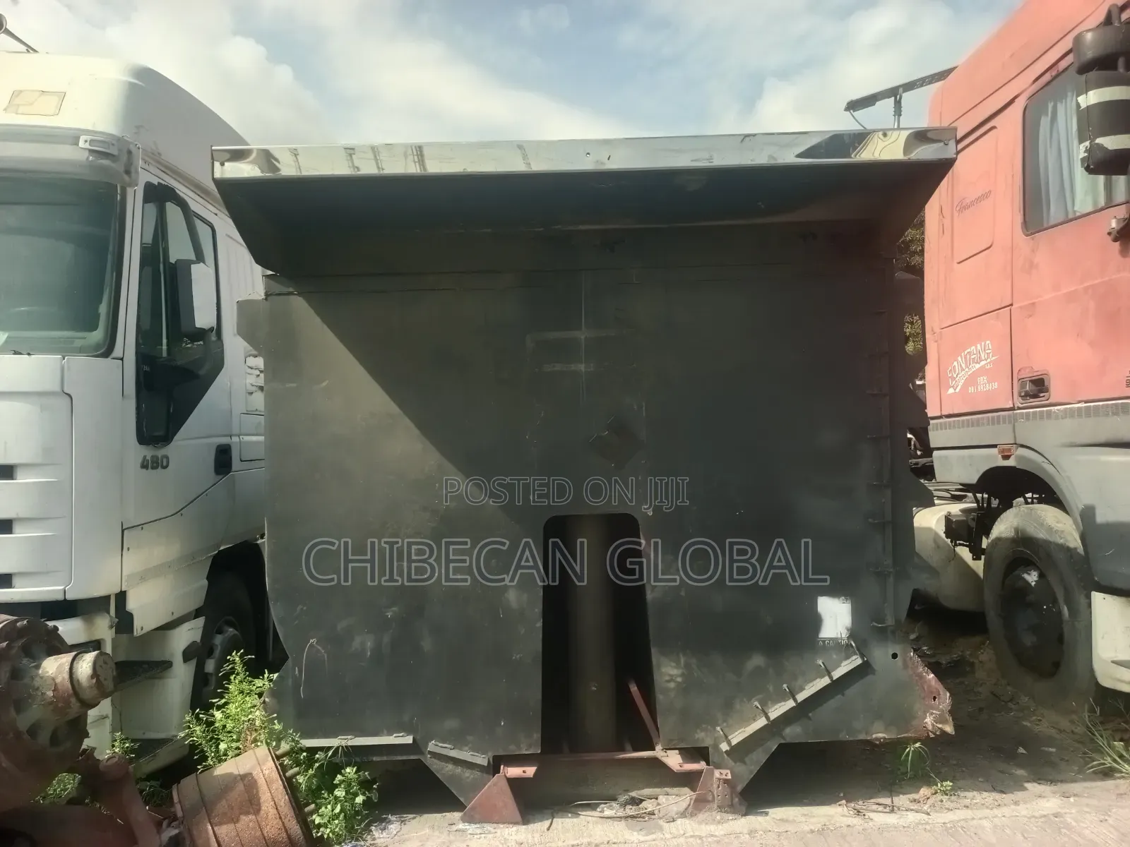 Heavy‐Duty Dump/Tipper Truck Bucket for Sale : Used