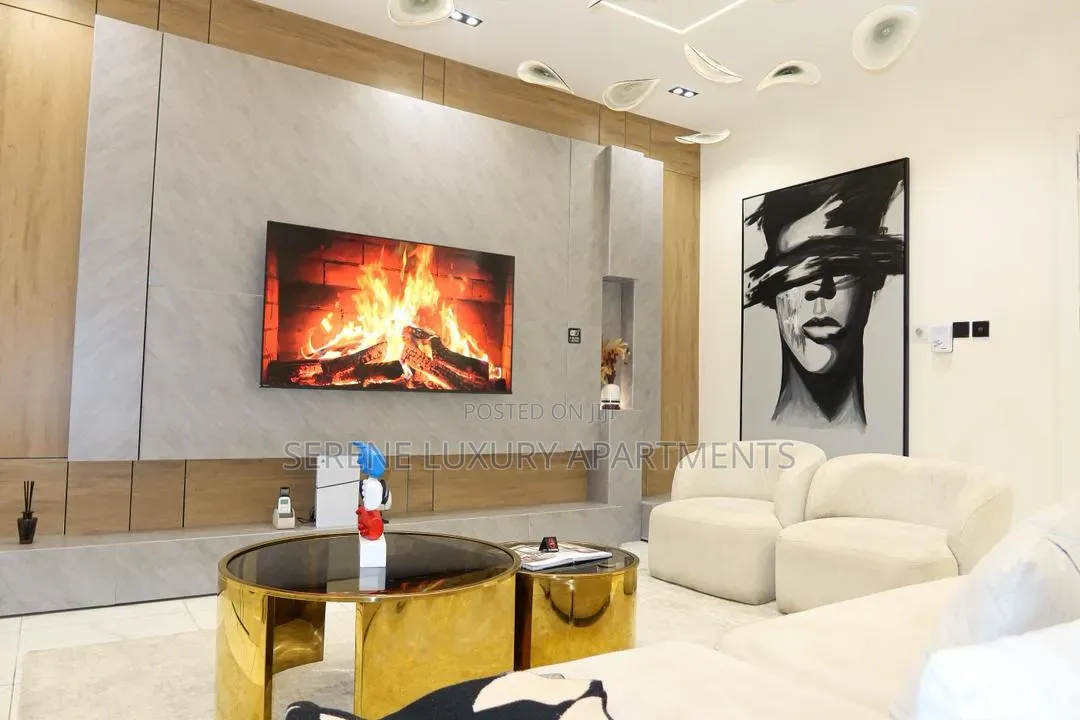 Luxurious One Bedroom Apartment With Private Cinema Pool Gym and Ps5