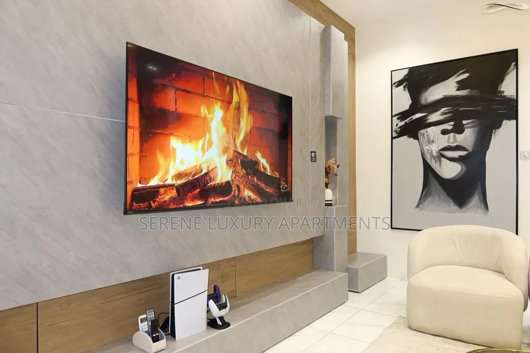 Luxurious One Bedroom Apartment With Private Cinema Pool Gym and Ps5