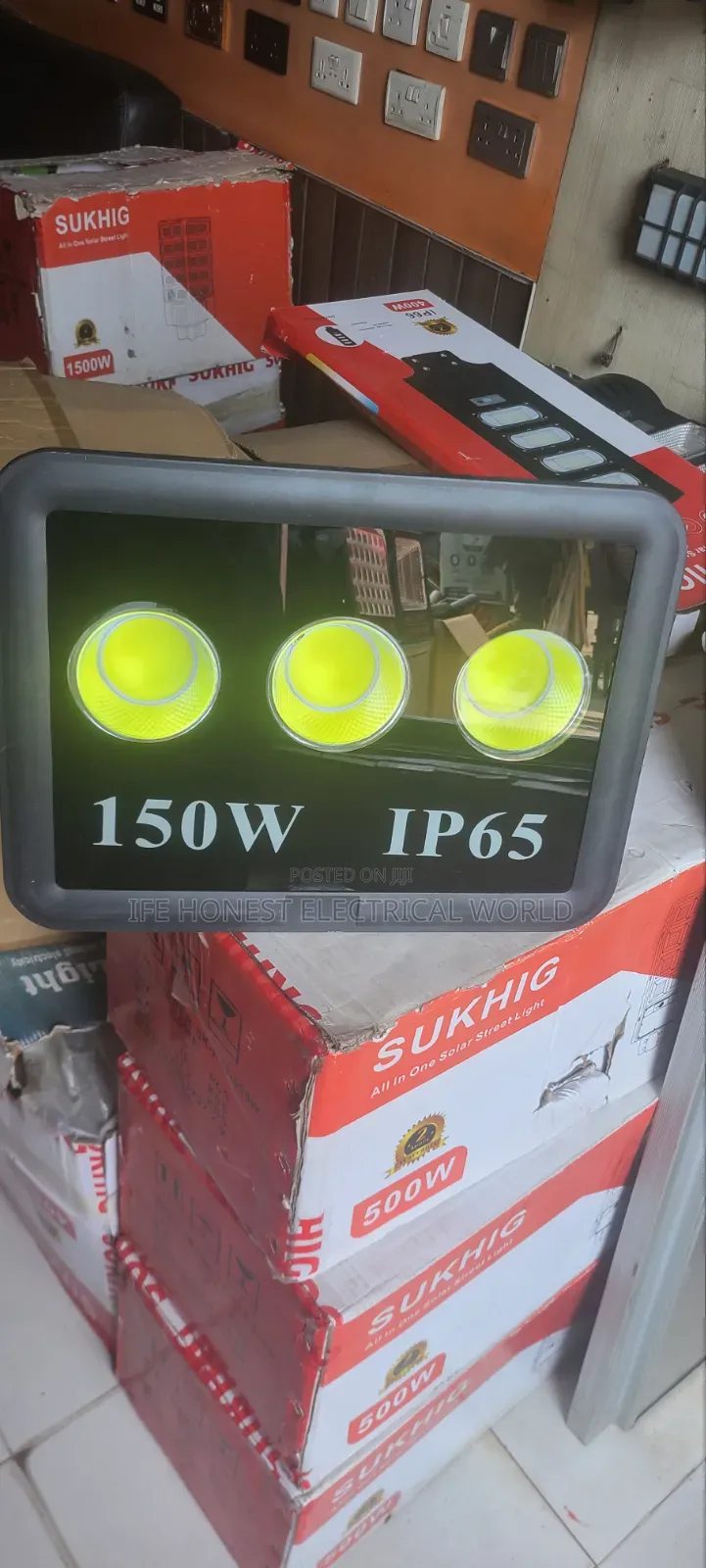A Quality 150mm Watt Solar Light