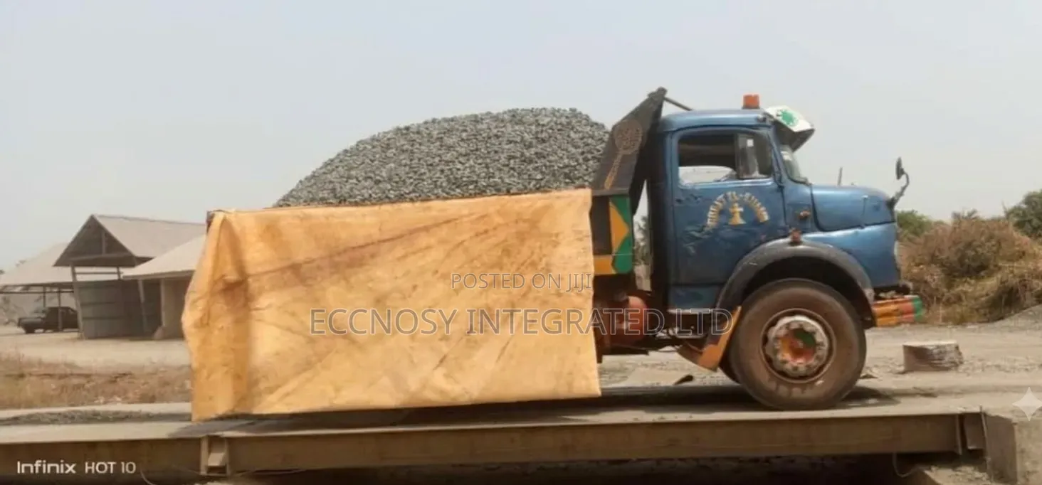 Heavy-Duty Granite *Aggregate_ Chippings