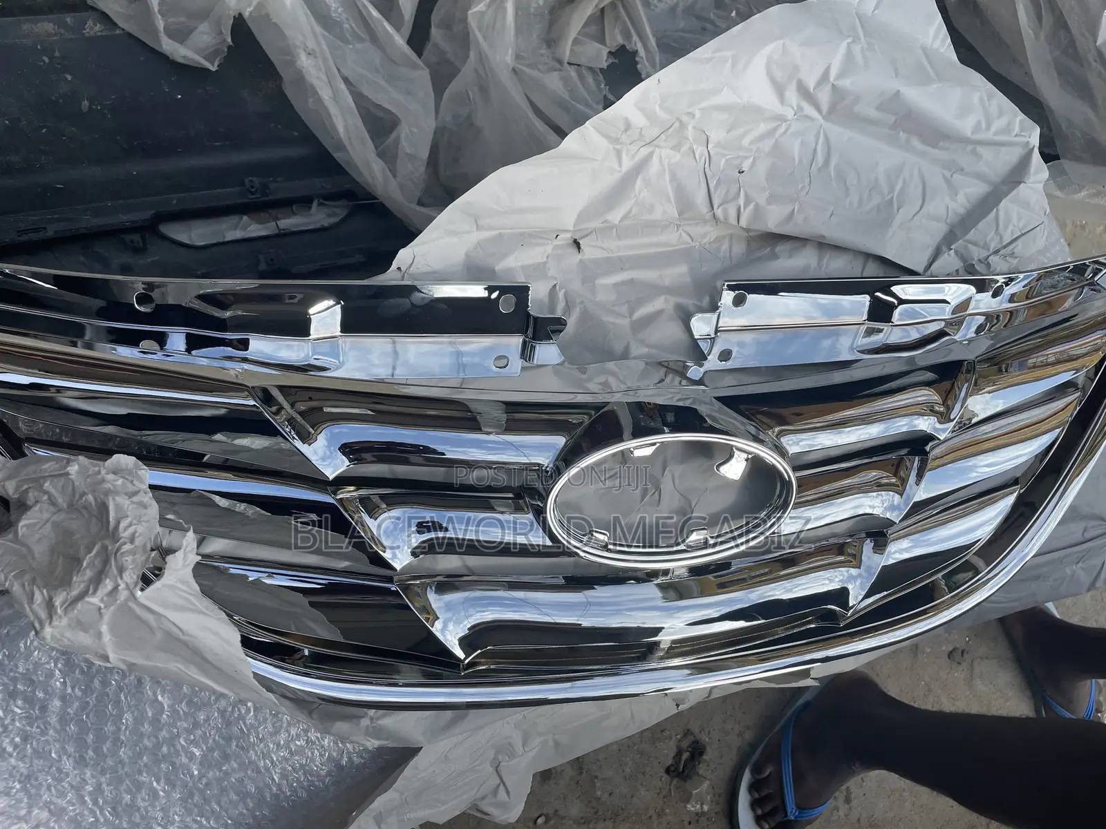 Front Bumper Grille Hyundai Sonata 2011