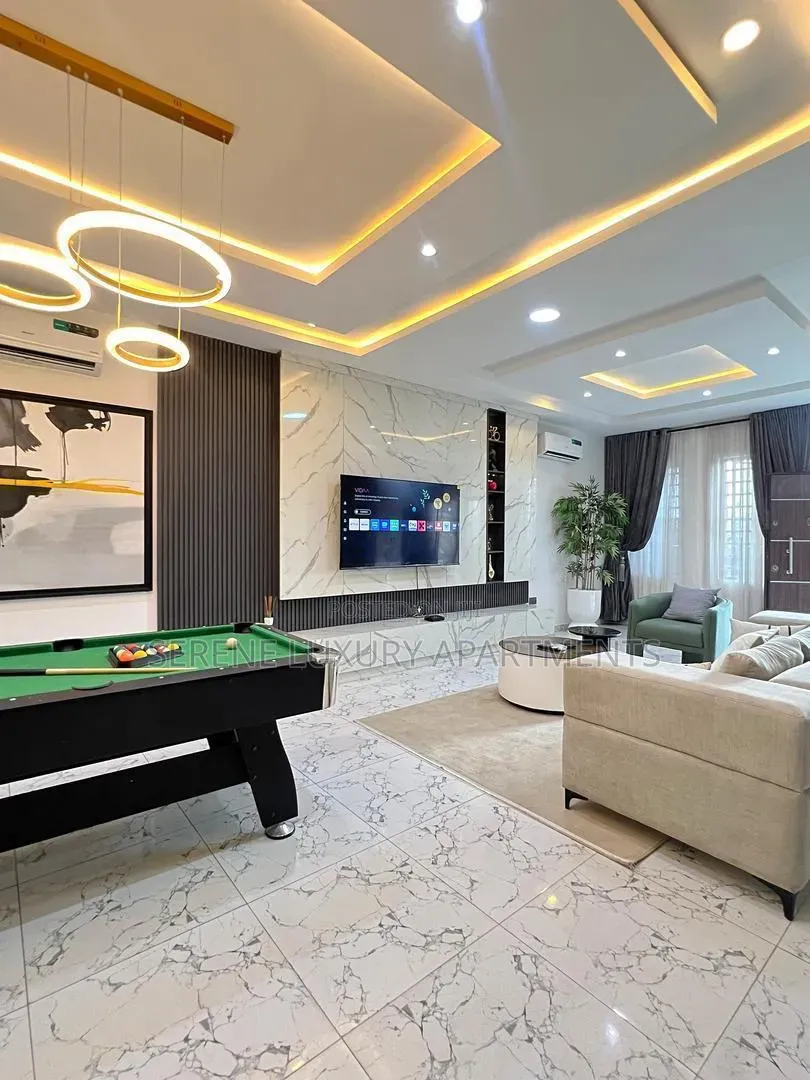 Spacious 2bedroom Apartment With Snooker Balcony and Ps5