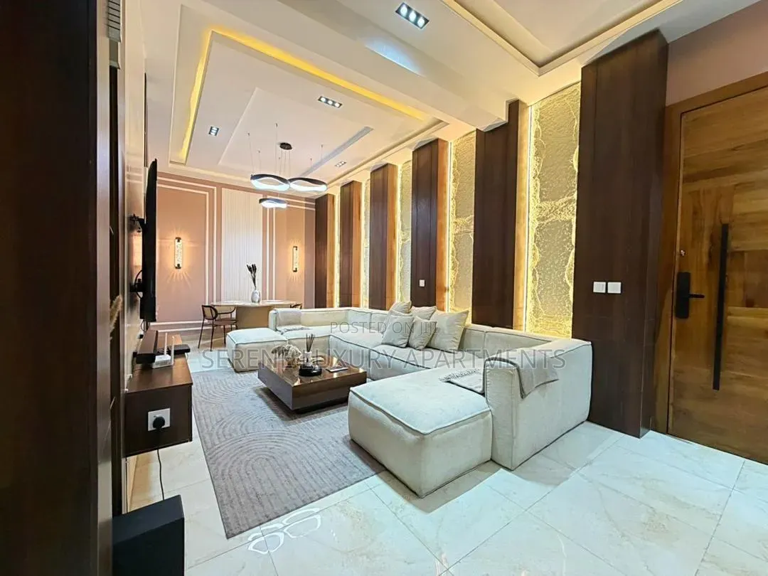 Luxury 2bedroom Apartment With Swimming Pool Gym and Balcony