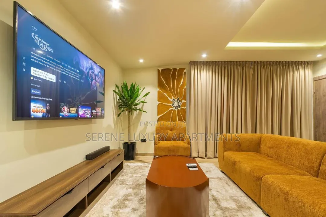 Luxurious One Bedroom Apartment With Ps5