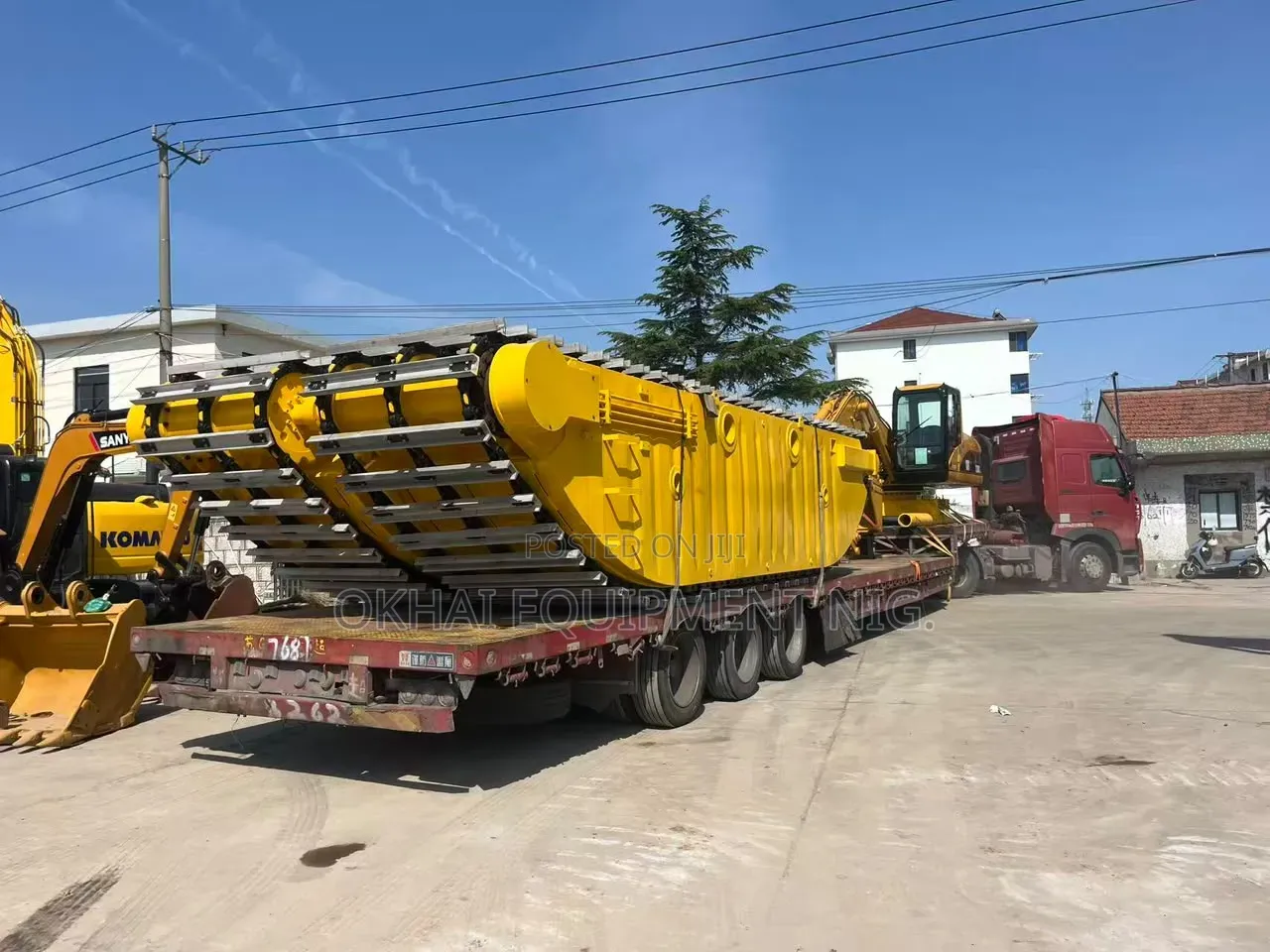 Tokunbo Cat Swamp Buggy With Brand New Pontoon