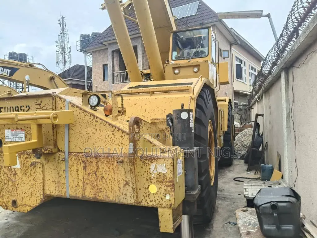 Tokunbo Grove Crane 4x4 45 Ton