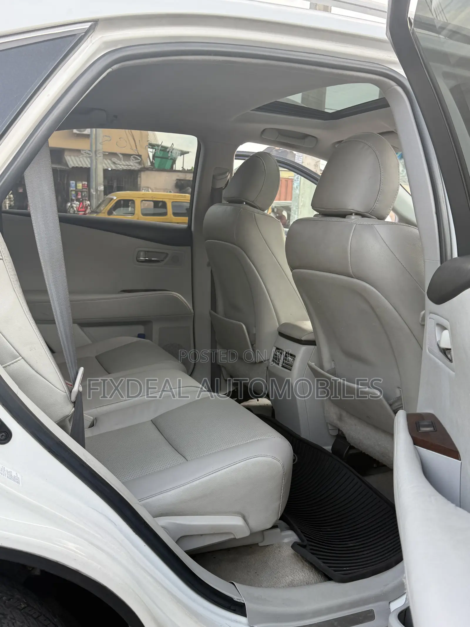 Lexus RX 2011 White