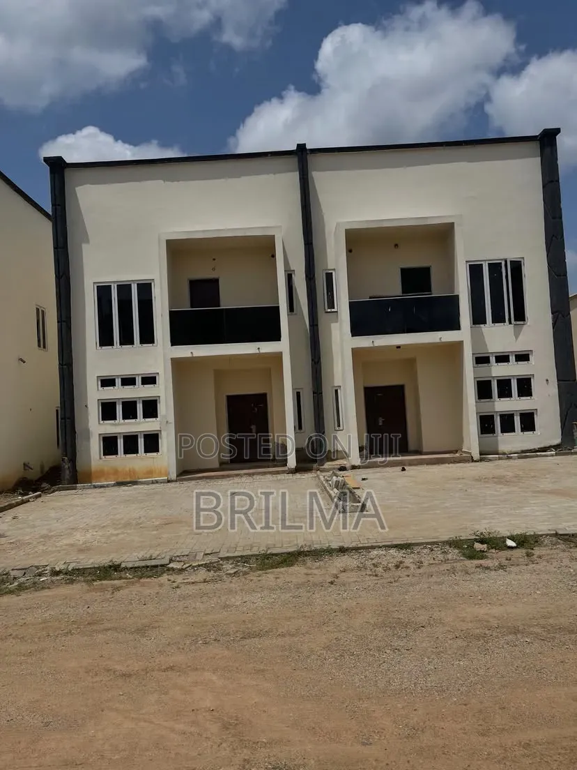 4bdrm Duplex in Karsana for sale