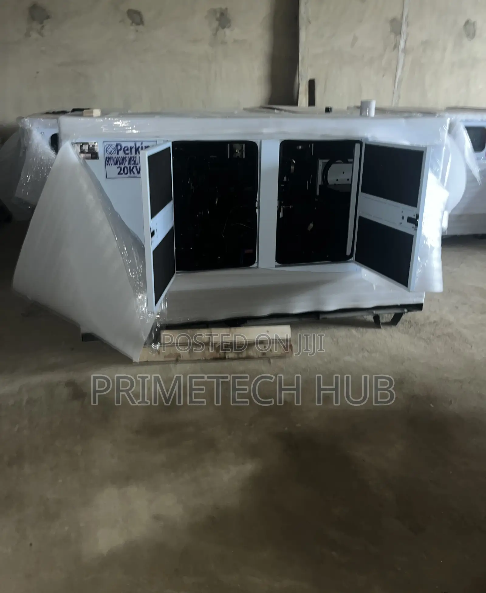 Soundproof Diesel Perkins Generator 20kva + 2years Warranty