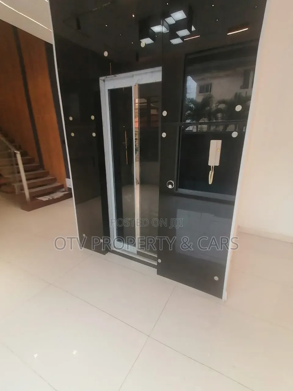 5bdrm Duplex in Lekki Phase 1 for sale