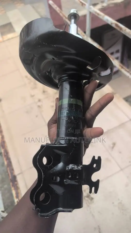 Front Toyota Japan Shock Absorber Corolla 018-025, Yaris 020-24