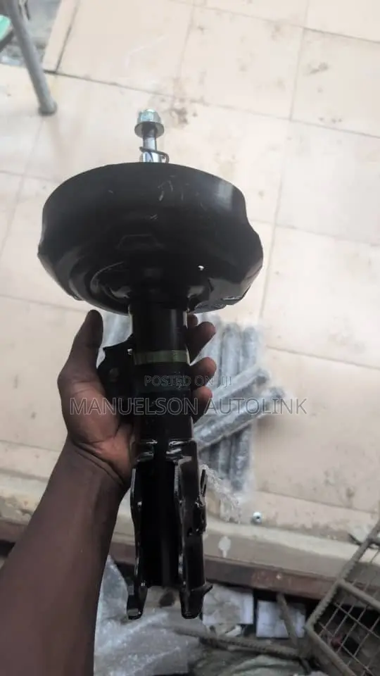 Front Toyota Japan Shock Absorber Corolla 018-025, Yaris 020-24