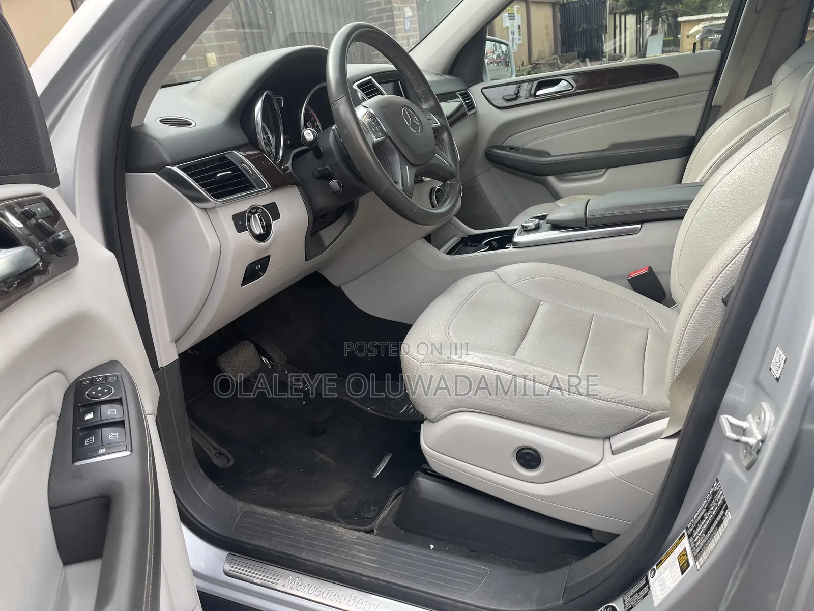 Mercedes-Benz M Class ML350 4MATIC 4dr SUV AWD (3.5L 6cyl 7A) 2014 Gray