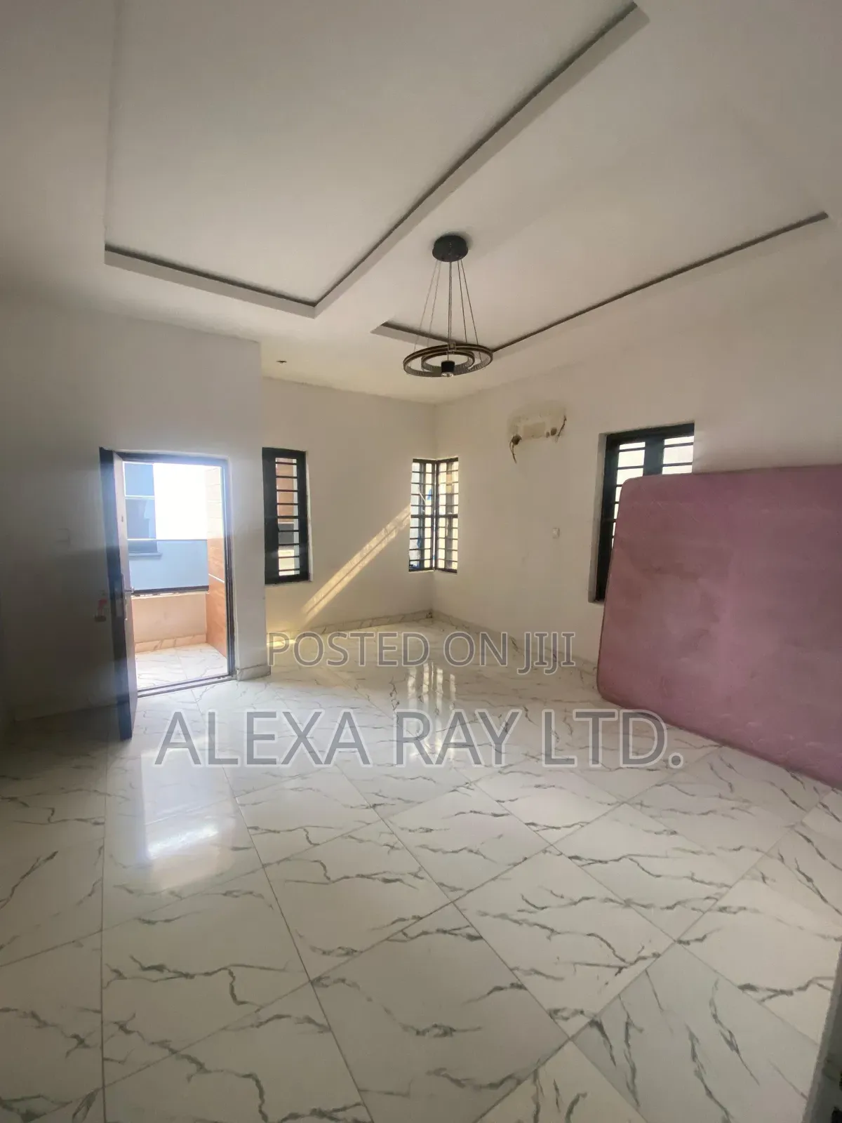 4bdrm Duplex in Ikota for sale