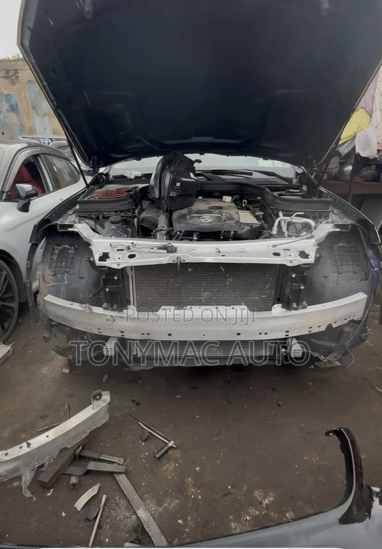 Mercedes Benz C300 2015-2017 Front Cut, Beam