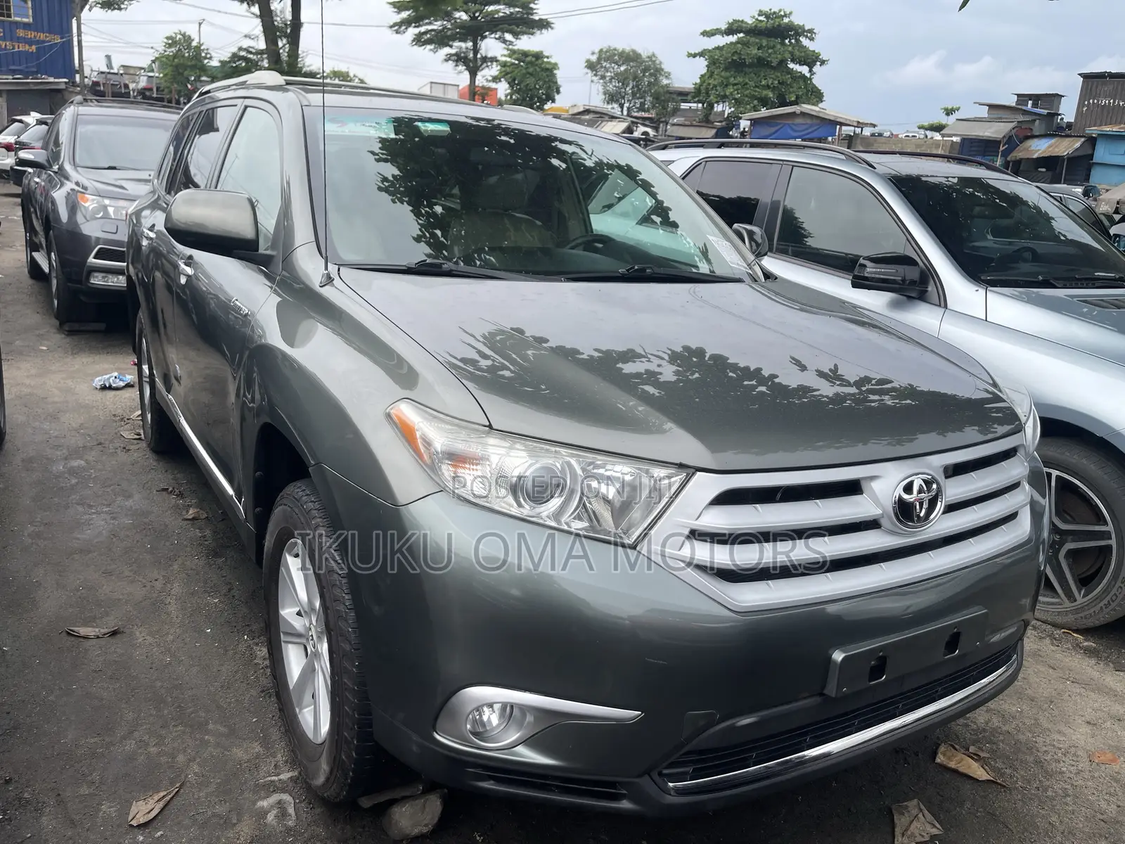 Toyota Highlander Limited 3.5l 4WD 2013 Green