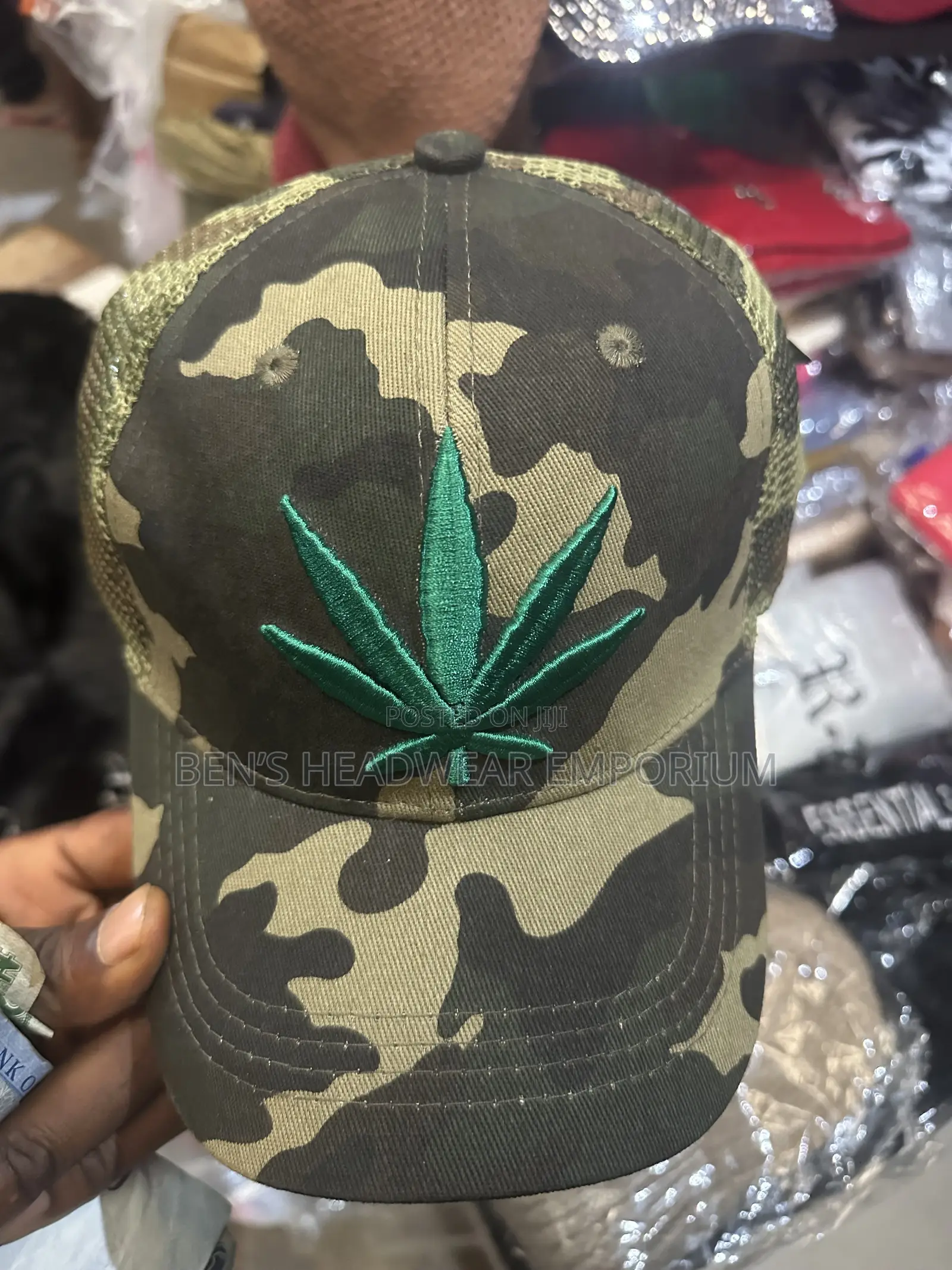 Army Kinda of Face Cap.