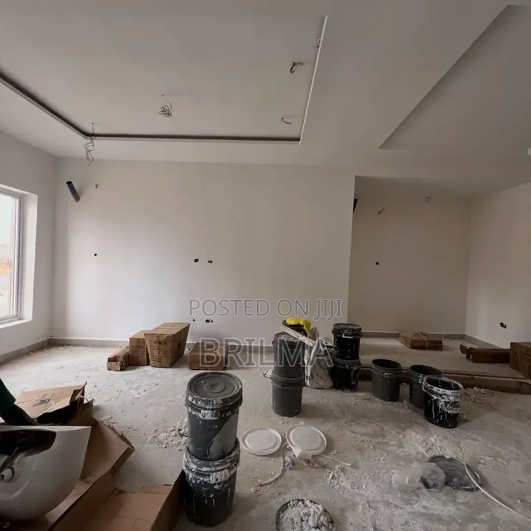 4bdrm Duplex in Karsana for sale