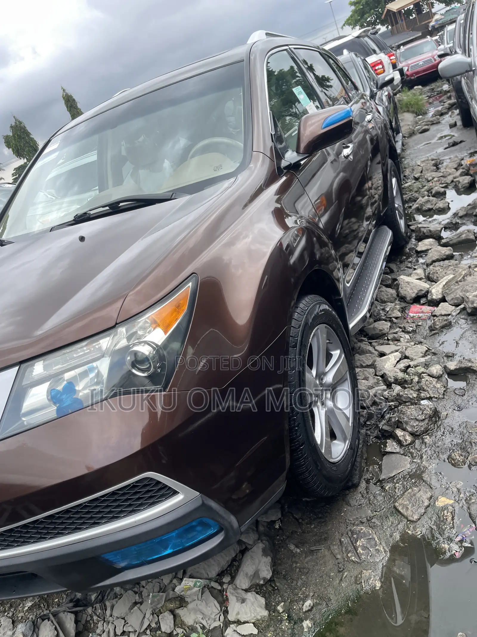 Acura MDX Technology Package SUV AWD (3.7L 6cyl 6A) 2011 Brown