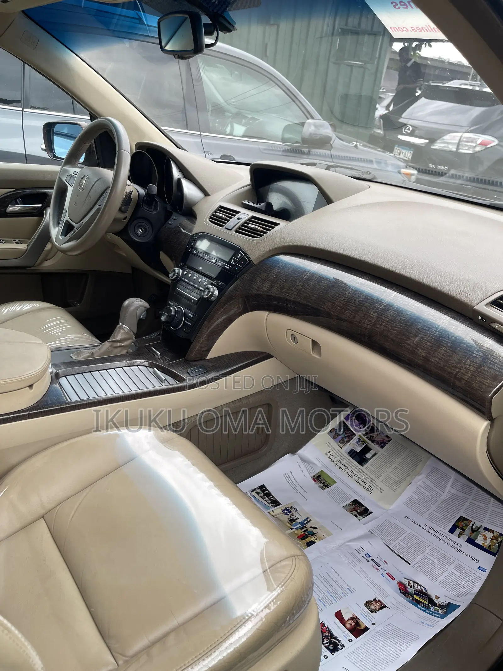 Acura MDX Technology Package SUV AWD (3.7L 6cyl 6A) 2011 Brown