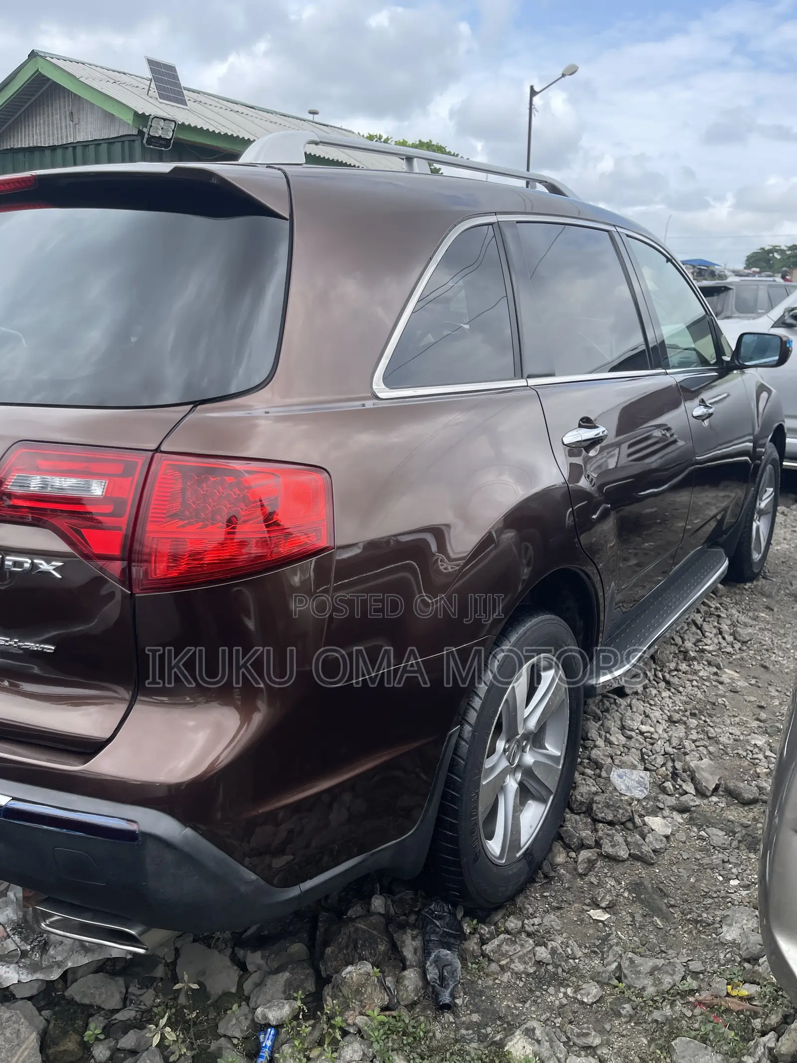 Acura MDX Technology Package SUV AWD (3.7L 6cyl 6A) 2011 Brown