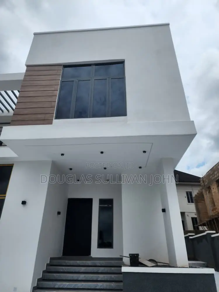 4 Bedroom Duplex for Sale