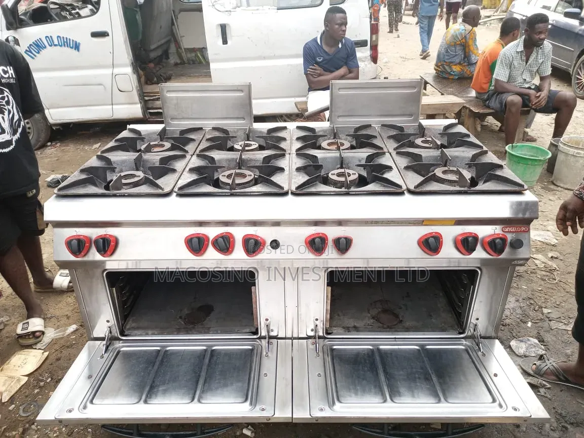 Commercial 8-Burner Gas Stove With Oven