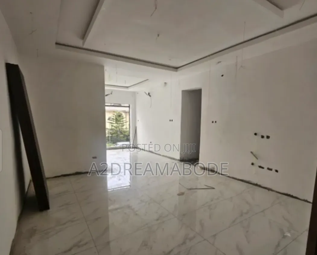 2bdrm Apartment in Magodo, GRA Phase 2 Shangisha for sale