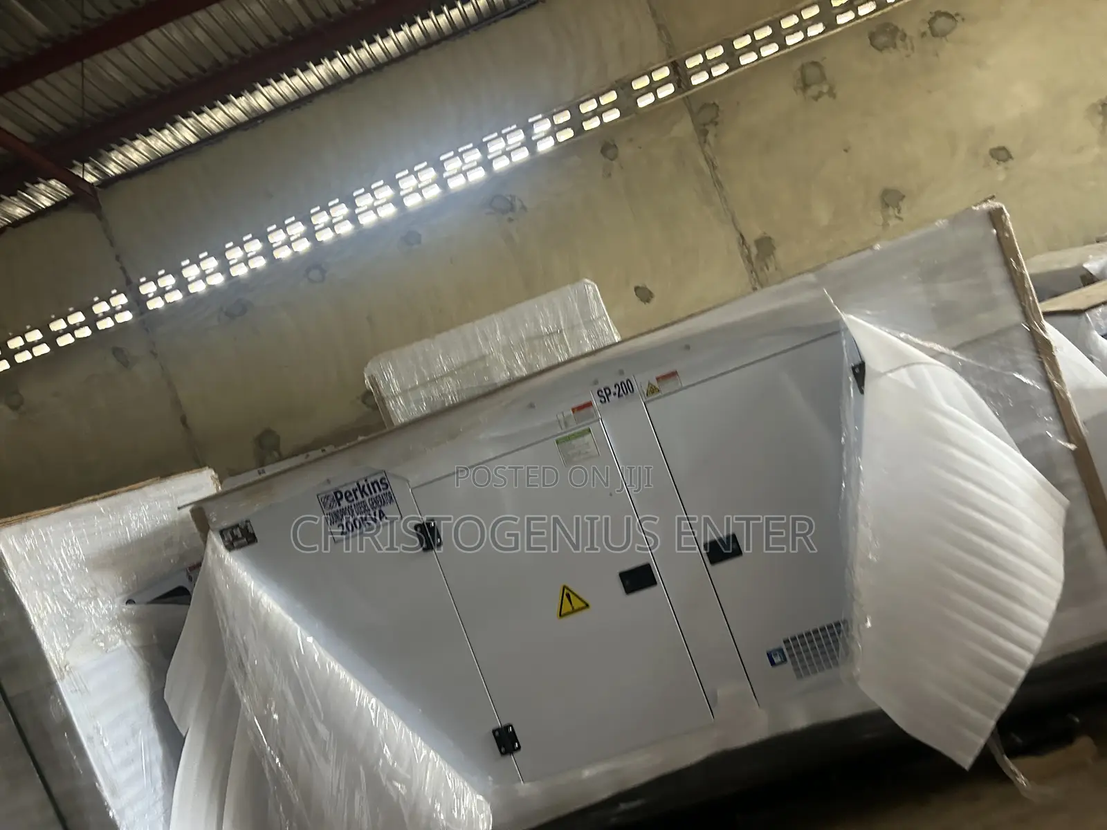 Brand New 200kva Perkins Soundproof Generator Set With Warranty