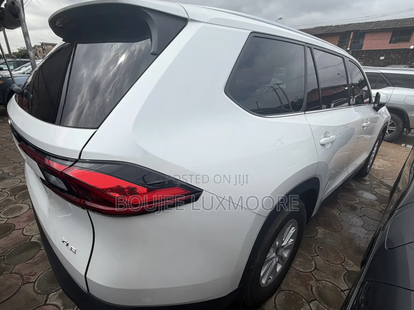 Toyota Grand Highlander XLE AWD 2024 White