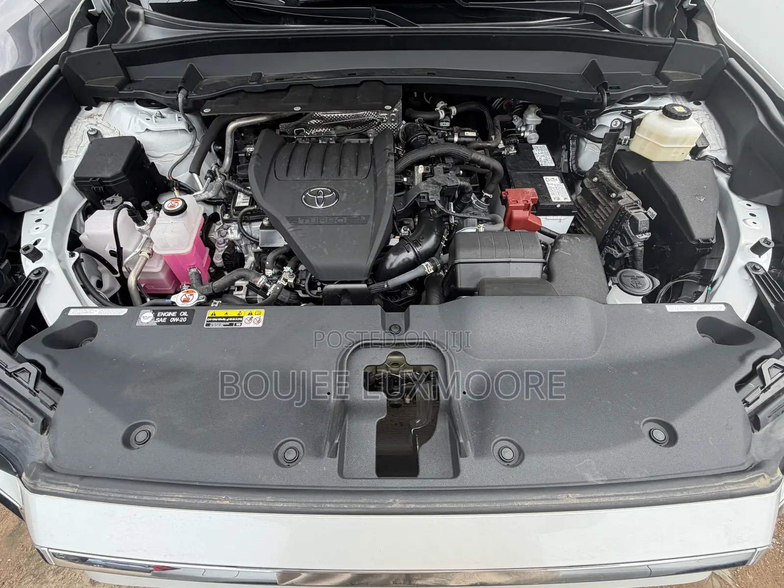 Toyota Grand Highlander XLE AWD 2024 White