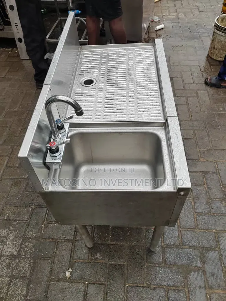 Commercial Stainless Steel Underbar 1-Bowl Sink With Large Drainboard