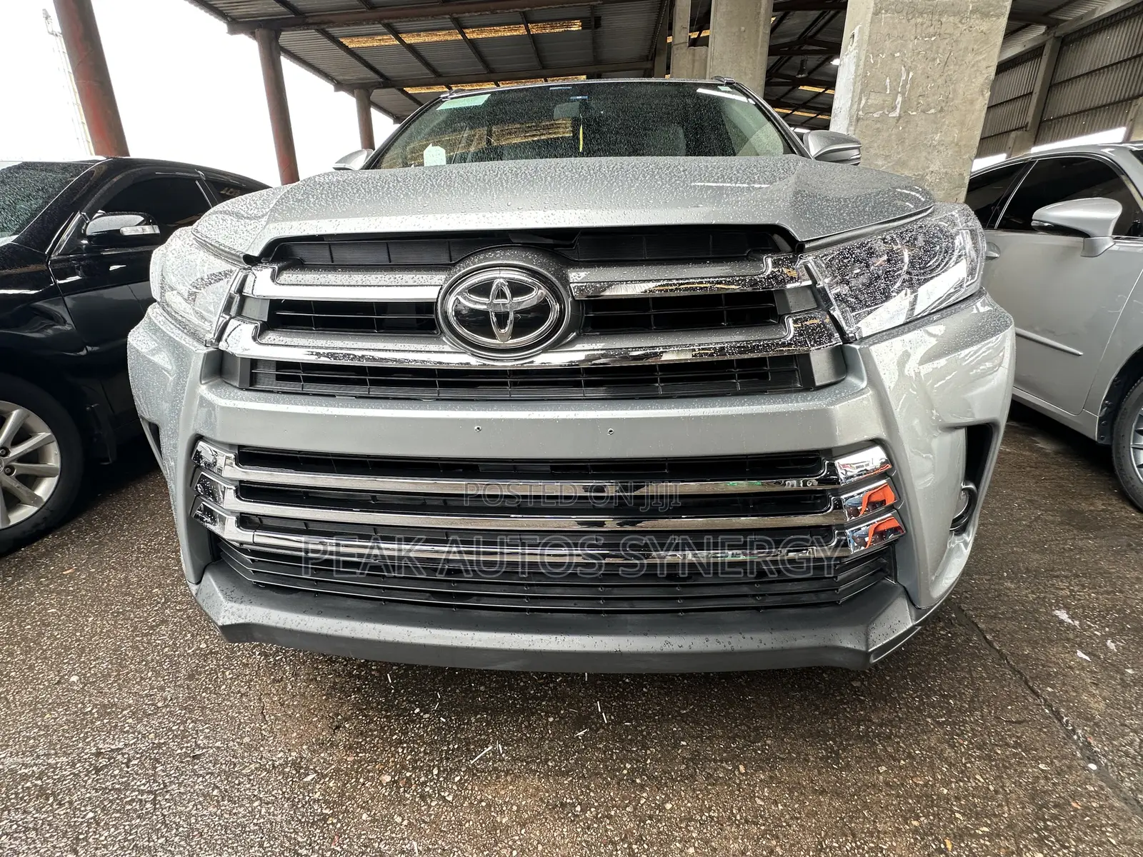 Toyota Highlander XLE 4dr SUV AWD (3.5L 6cyl 6A) 2015 Silver