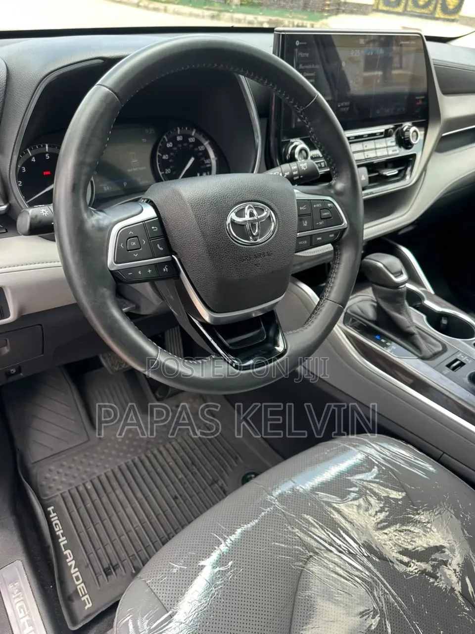 Toyota Highlander Limited FWD 2020 Red