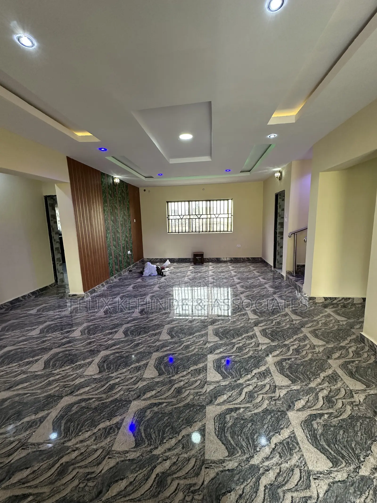 4bdrm Duplex in Akala Way, Akobo for rent