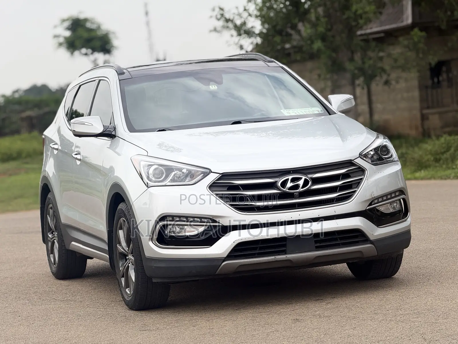 Hyundai Santa Fe Limited w/Saddle Interior 4dr SUV (3.3L 6cyl 6A) 2015
