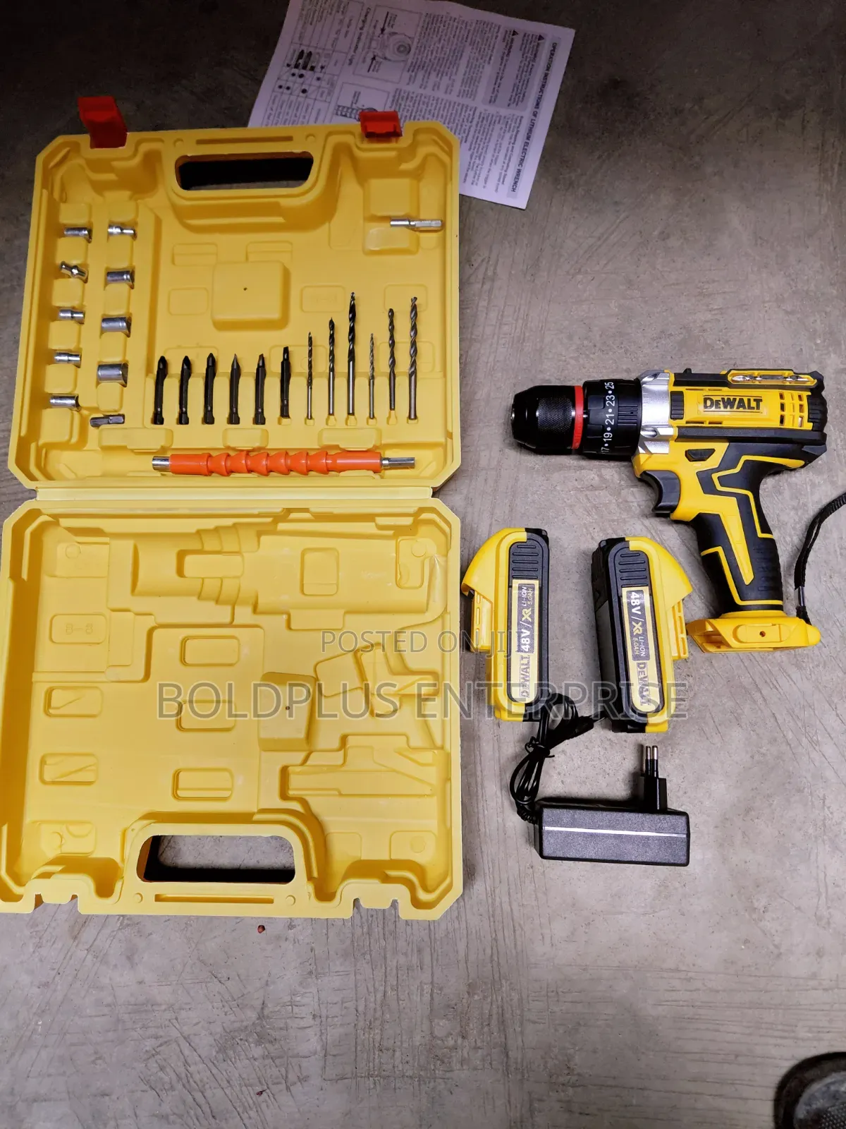 48 Volt Dewalt Screwing Machine