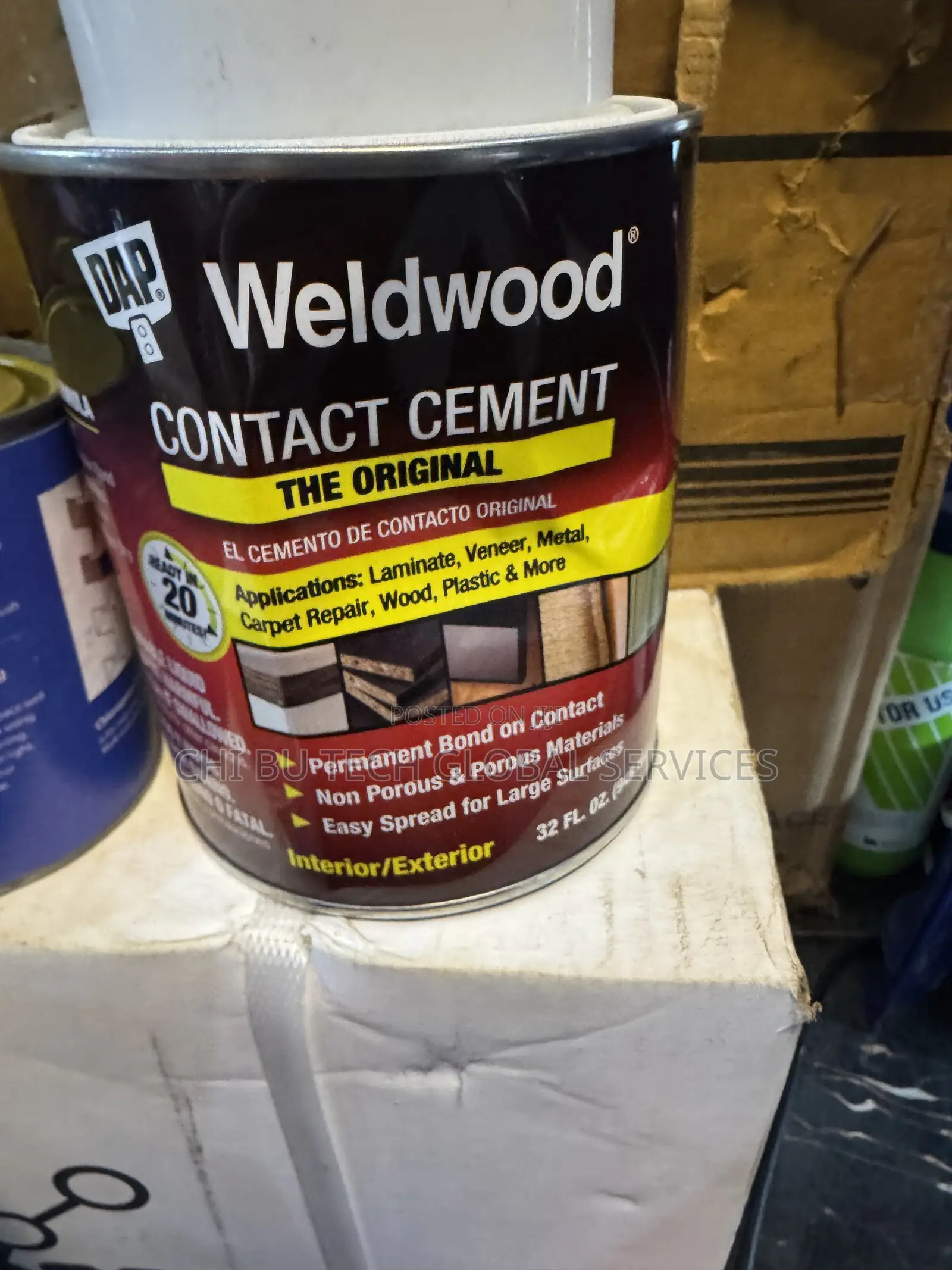 32 Oz (Quart) Can of Dap Weldwood Original Contact Cement.