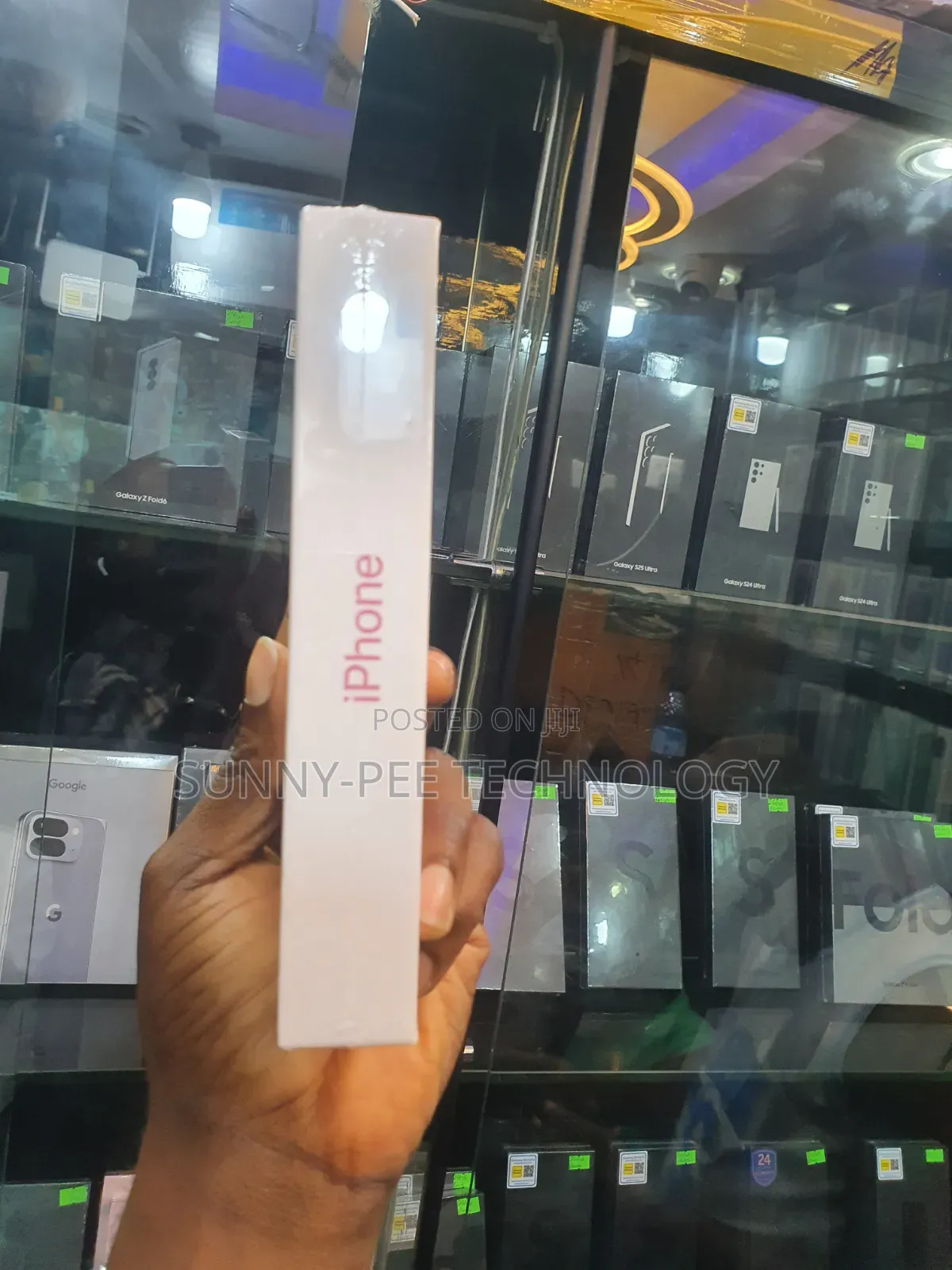 New Apple iPhone 14 256 GB Green