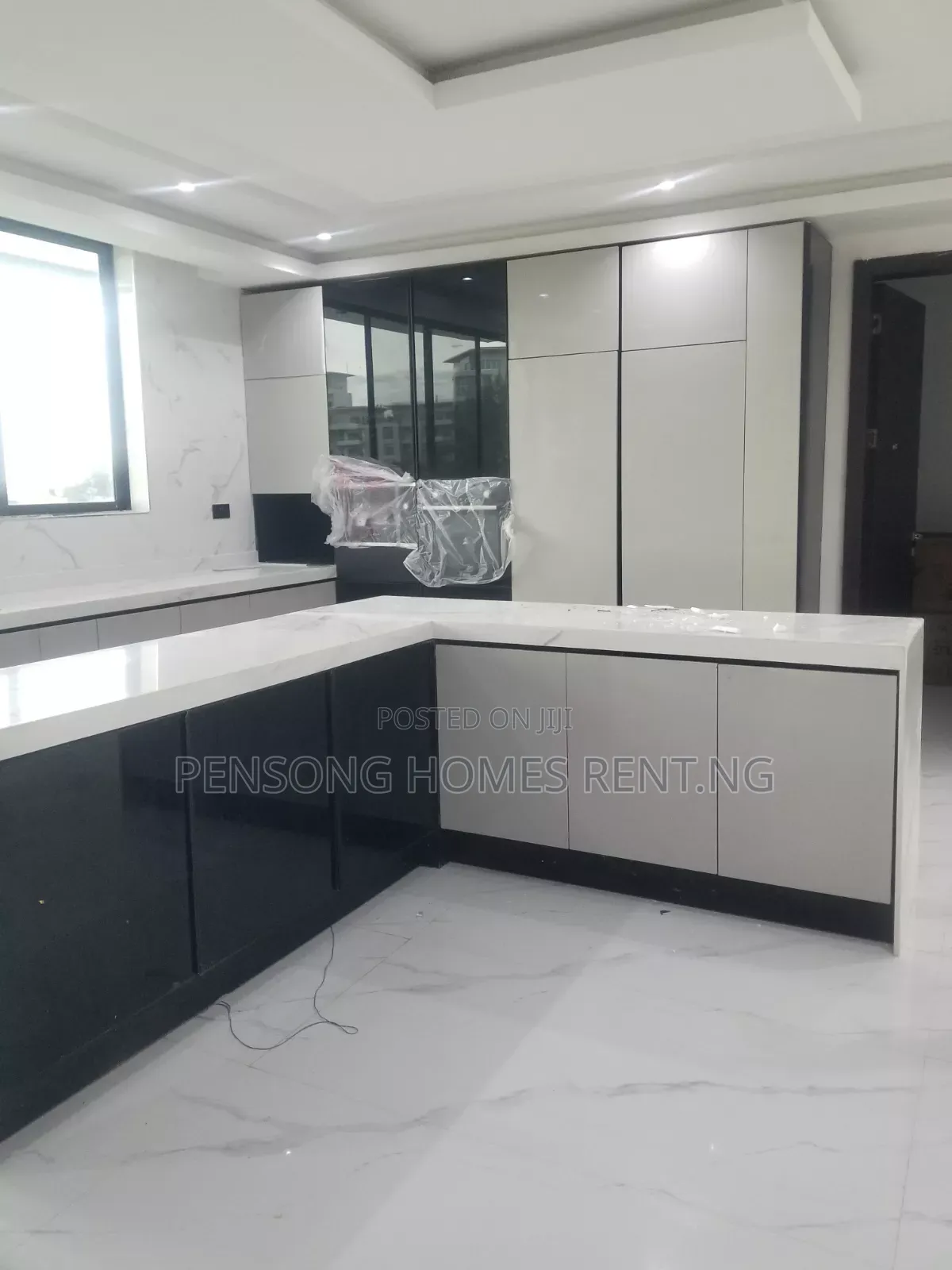 4bdrm Maisonette in Banana Island, Ikoyi S.W for rent