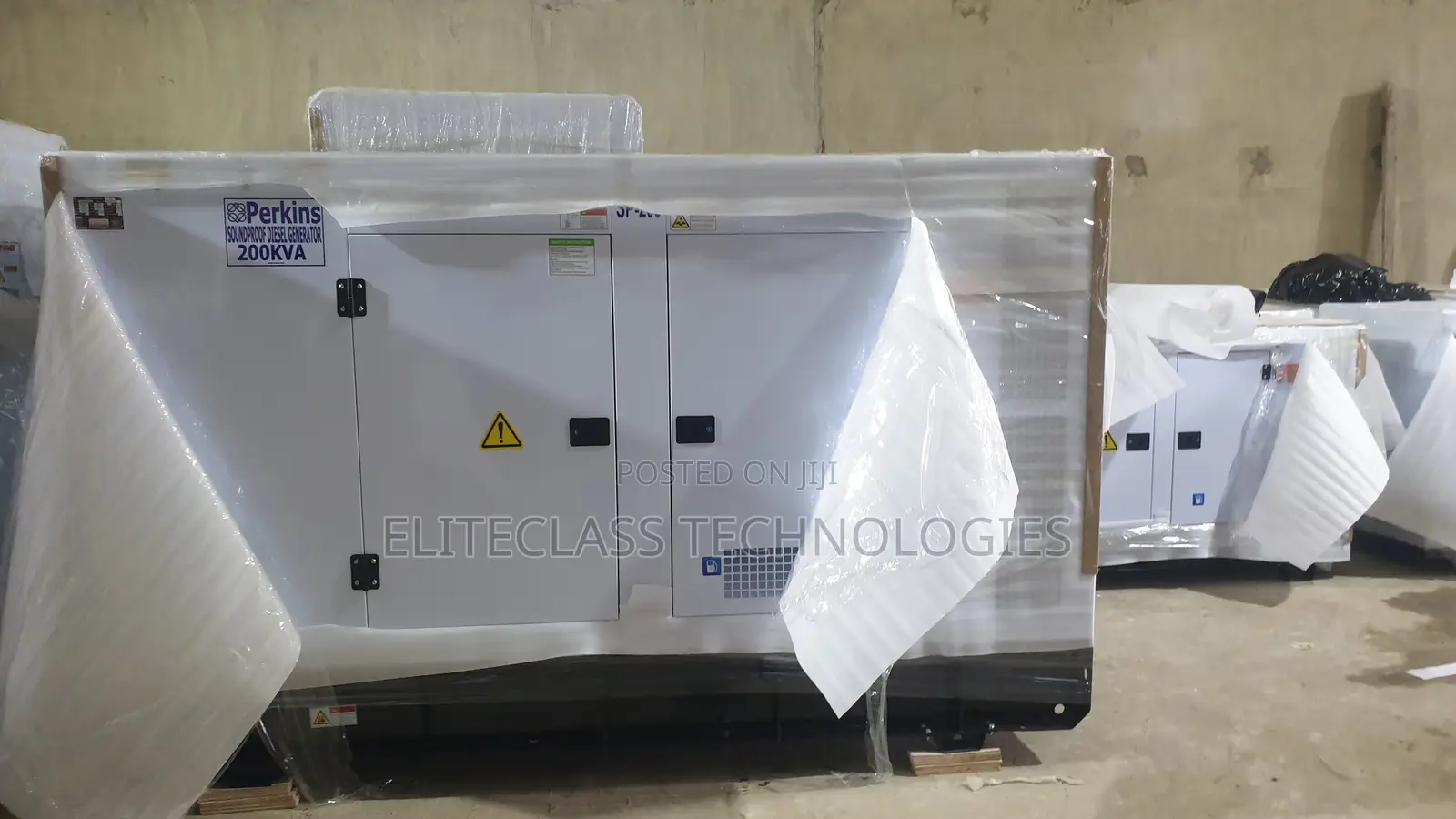 Soundproof Perkins Generator 200kva
