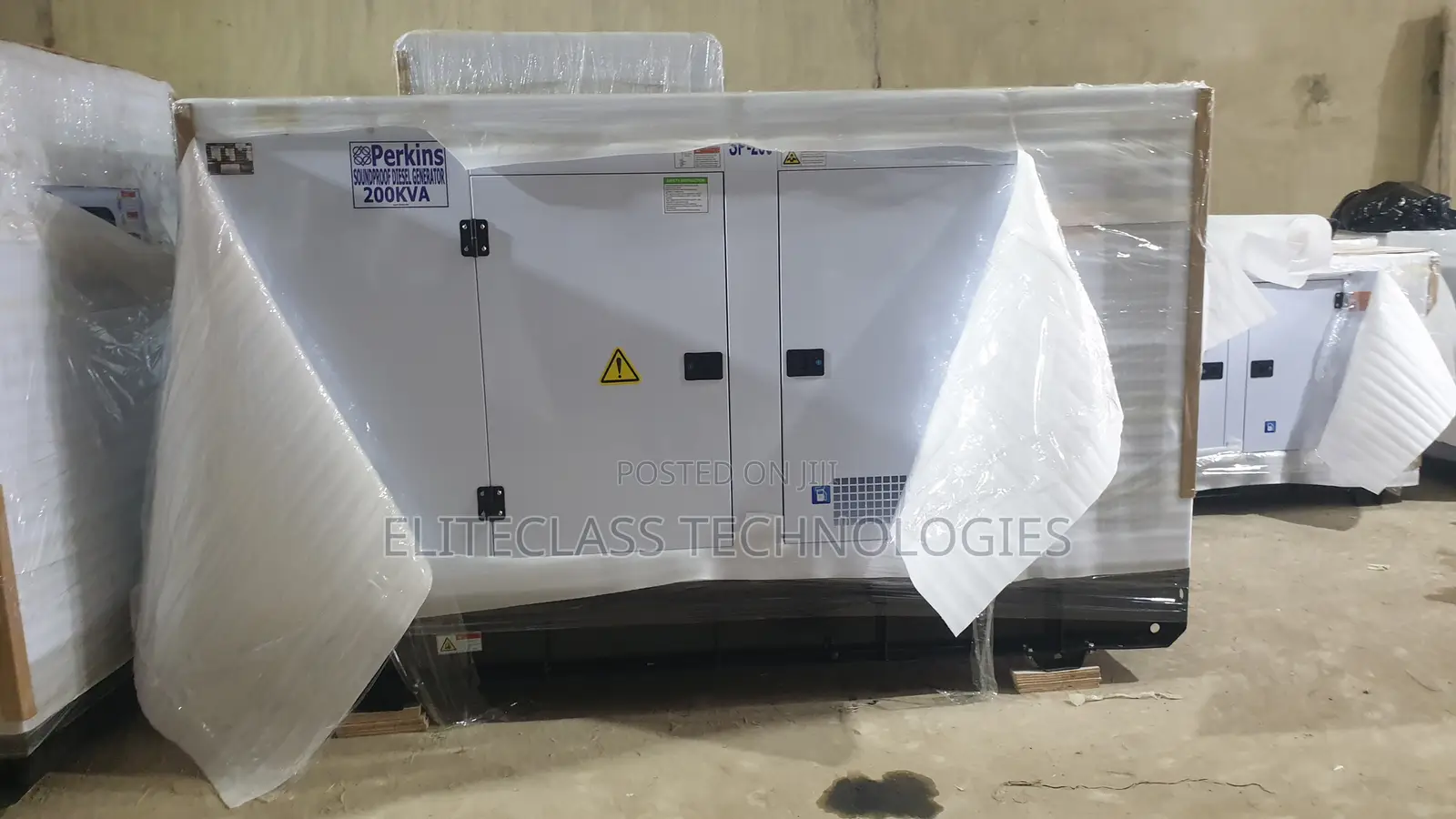 Soundproof Perkins Generator 200kva