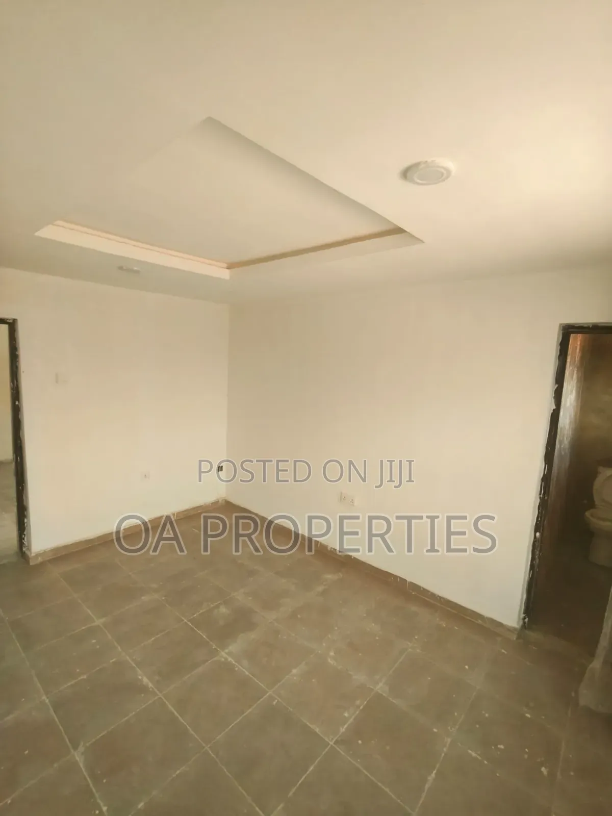 4bedroom Flat at Opp Ui, Along Ui First Gate, Ui Ibadan. 3m/Annum