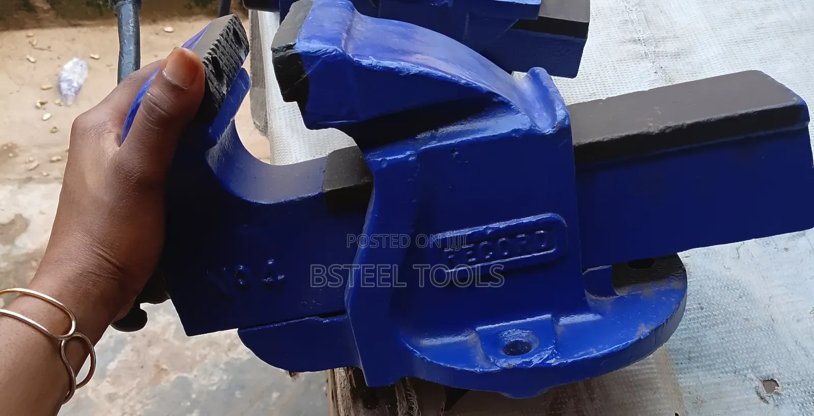 4-Inch Bench Vice – Heavy Duty Workshop Vice