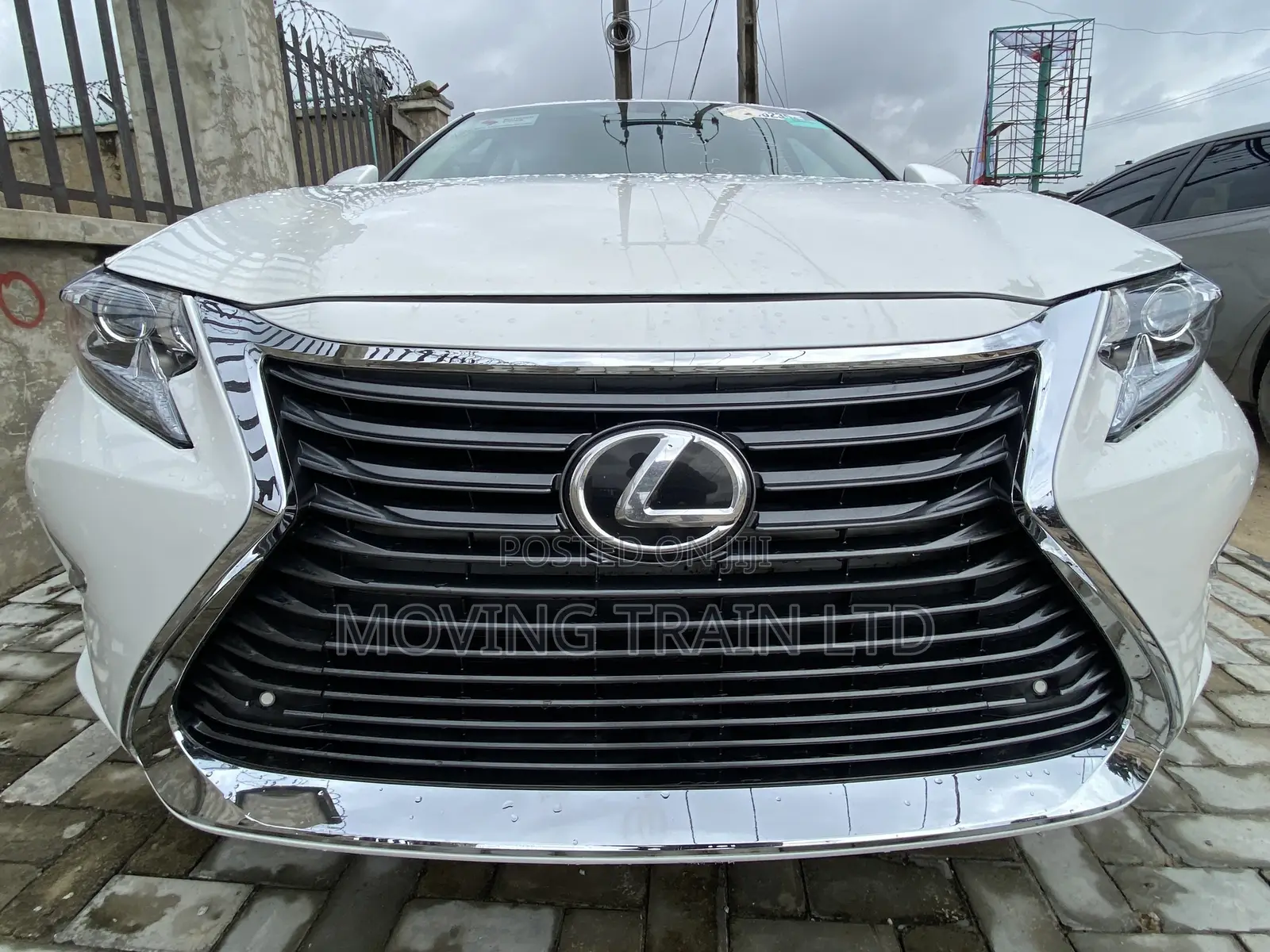 Lexus ES 350 FWD 2013 White