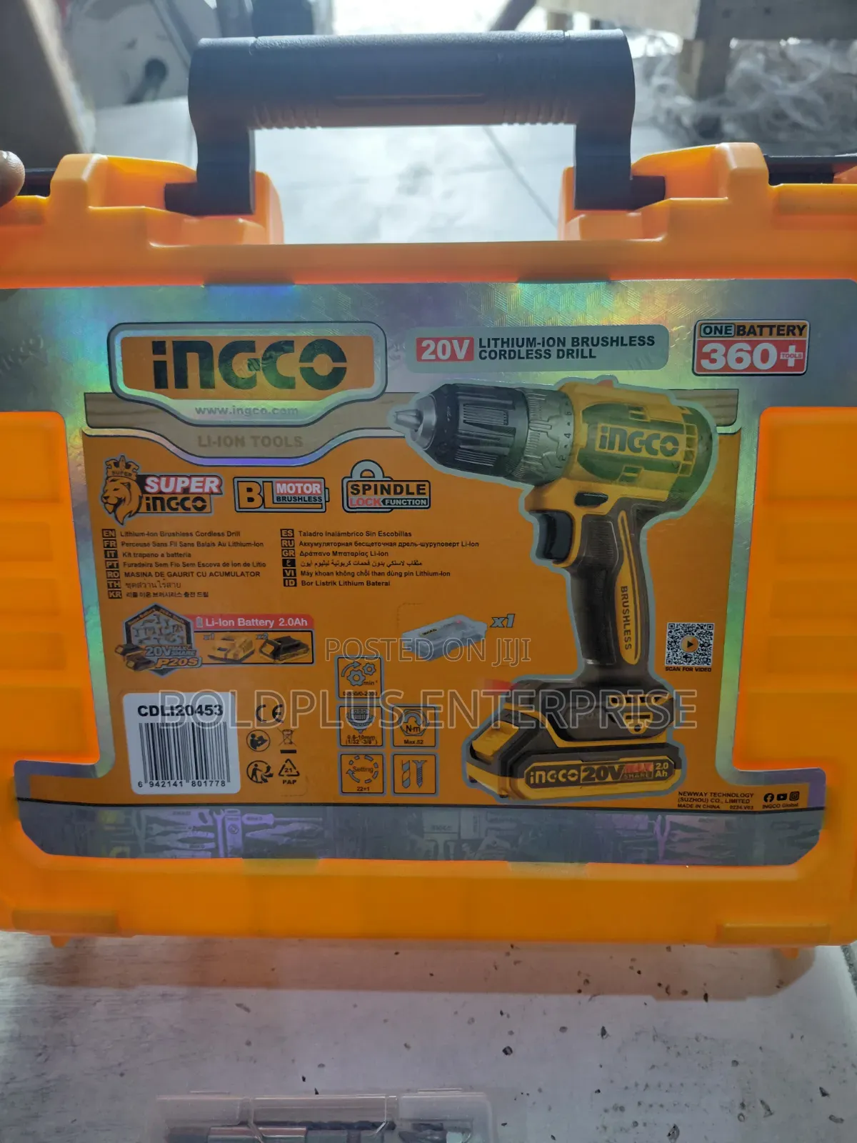 20 Volt Dewalt Screwing Machine