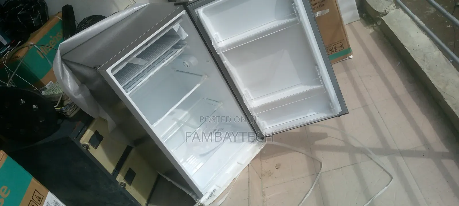Hisense Ref 121 Compact Refrigerator for Small Spaces