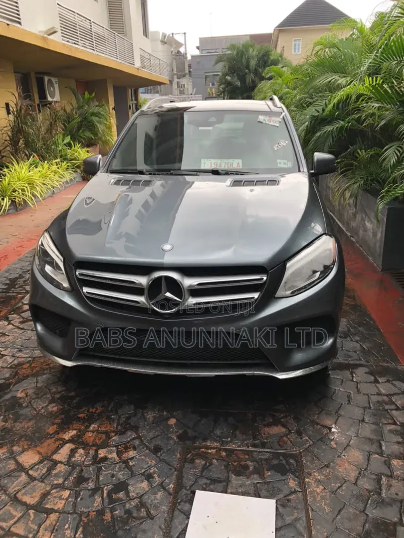 Mercedes-Benz GLE-Class 2018 Gray