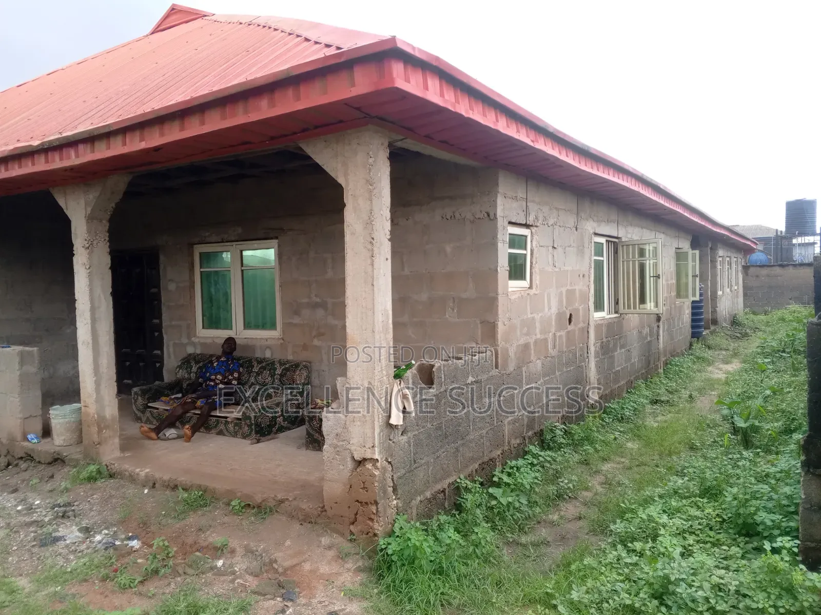 6bdrm Bungalow in Princess Abiola, Council for sale